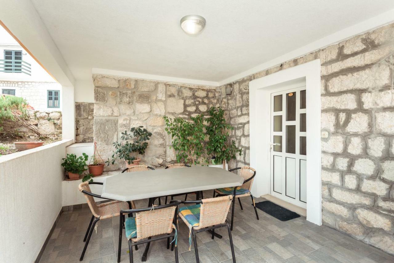 Apartmani Srsen Blace Luaran gambar